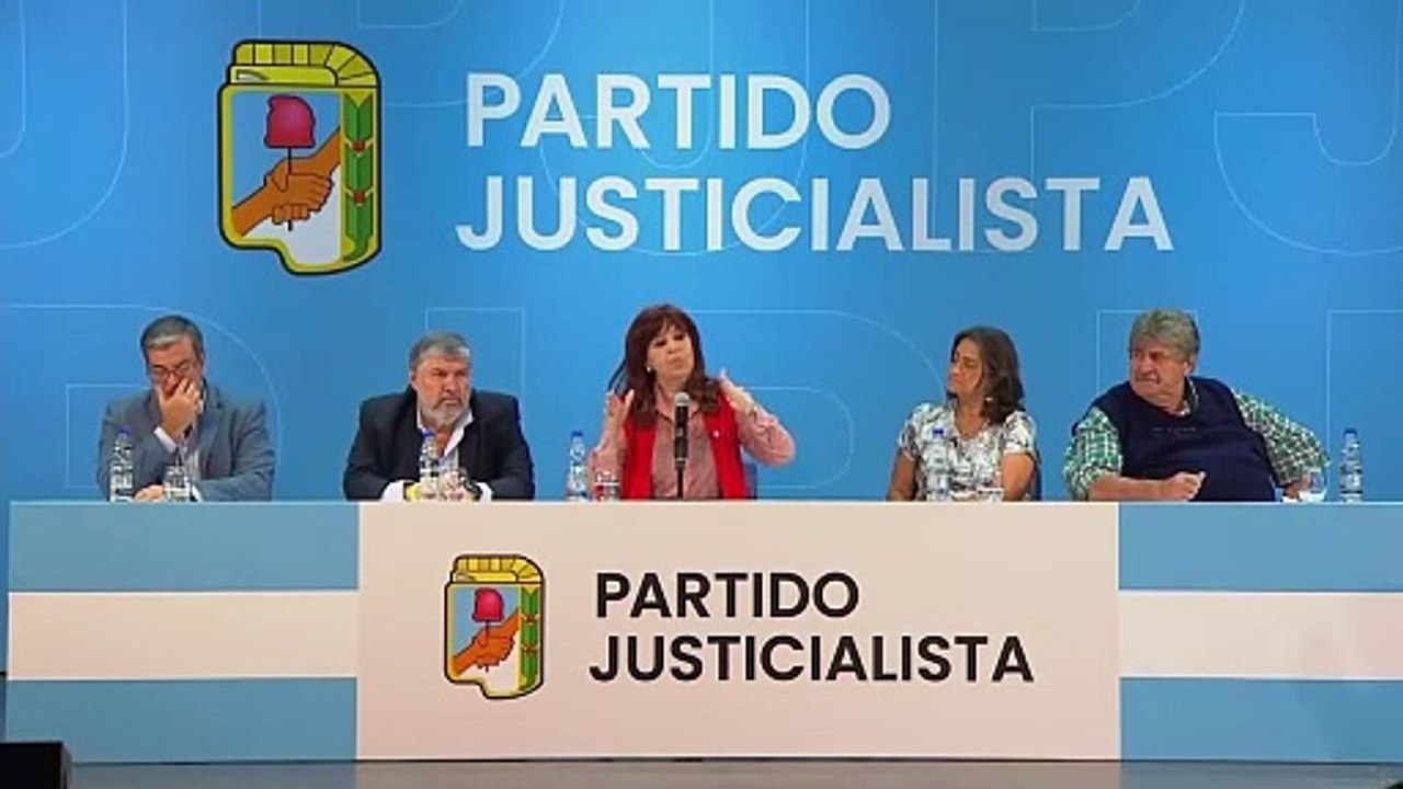 CRISTINA SOBRE LA INFLACIÓN: "MILEI CANSÓ DE DECIR QUE EL PROBLEMA ERA LA EMISIÓN, PERO NO DEJA DE PISAR EL DÓLAR"