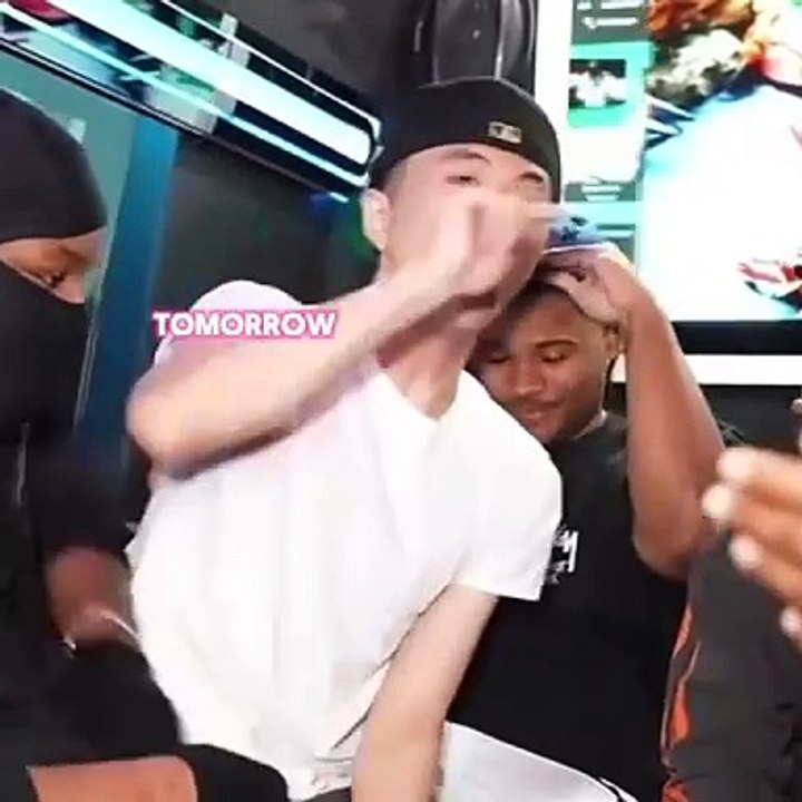 4_5914866558747805472