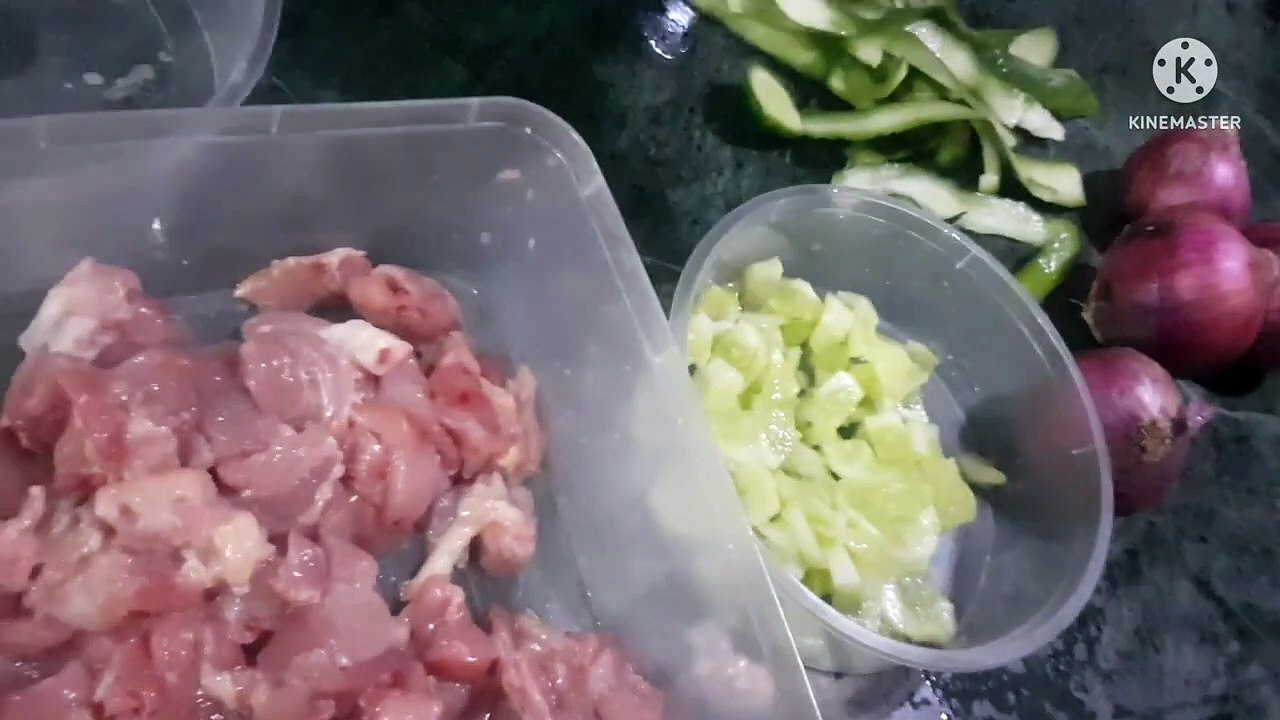 Chicken Roll Paratha Recipe Roll Paratha Recipe how to make roll  chicken recipe @Food world ijs