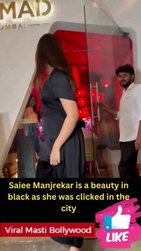 Saiee Manjrekar, Urvashi Rautela & Ishaan Khattar Spotted in the City Viral Masti Bollywood
