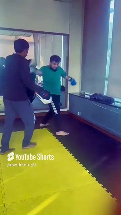 Boxing world, boxing training tips, GymLife101 boxing techniques, beginner boxing guide, mastering boxing skills, inside the boxing world, champion boxing routines, boxing fitness tips, strength training for boxing, agility and speed in boxing, how to box