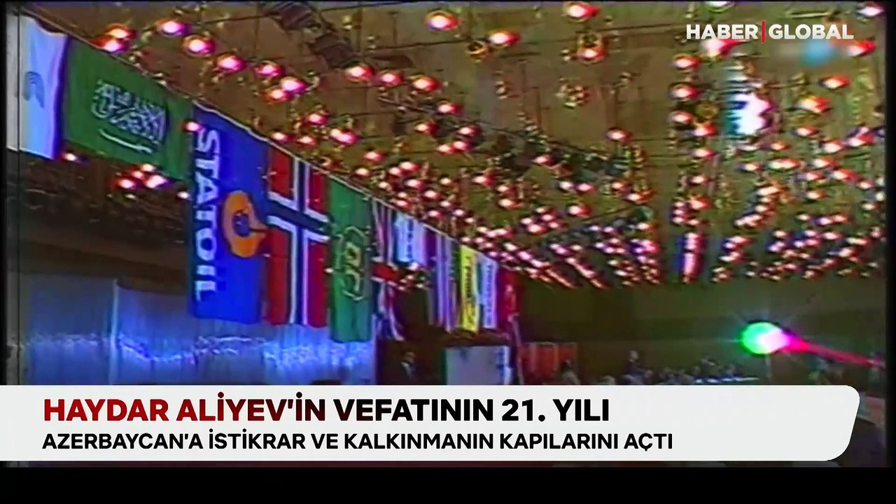 Azerbaycan'ın mimarı Haydar Aliyev vefatının 21. yılında saygı ve minnetle anılıyor