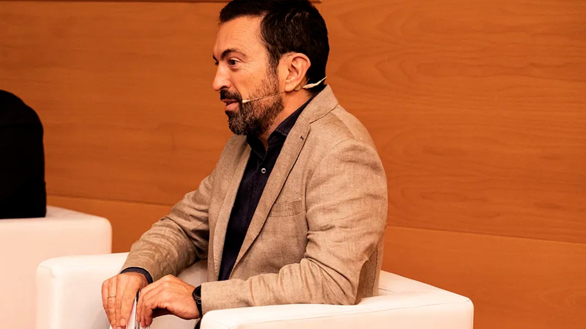 Lo que comenz� como una simple herramienta para que los clientes de bares, hoteles y restaurantes dejaran rese�as, se ha convertido en un recurso digital esencial para diversos sectores, incluido el de la salud. Google ha desarrollado una herramienta gratuita y de gran impacto que ayuda a construir confianza en l�nea: Google Business Profile, conocido tambi�n como perfil de empresa o Google My Business. Este perfil permite a las empresas gestionar su presencia en l�nea, interactuar con clientes y mejorar su visibilidad en los resultados de b�squeda.