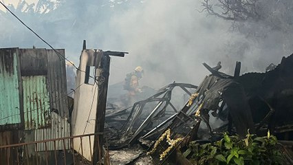 tn7-incendio-consume-vivienda-121224