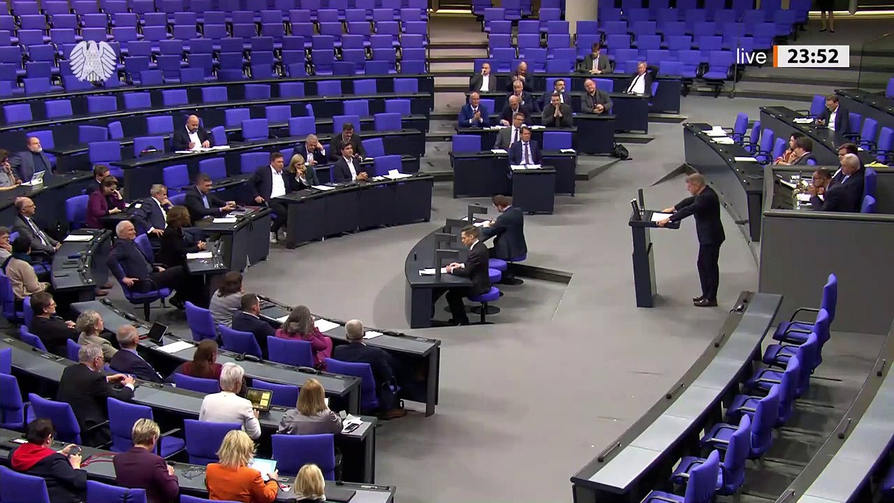 Das ist Schwachsinn! Karsten Hilse entlarvt nächstes Klima-Irrsinn-Gesetz  - AfD-Fraktion