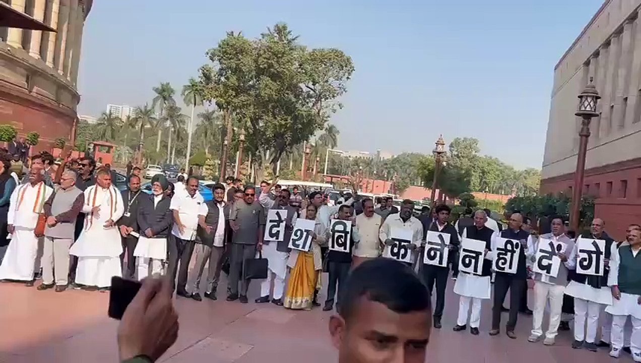 protest by INDIA in the Parliament campus demanding JPC probe in Adani scandal