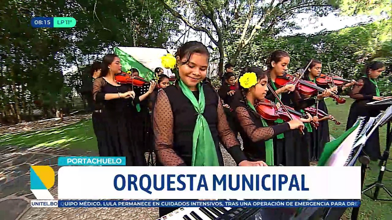 Niños y jóvenes de la orquesta municipal de Portachuelo deleitaron con música en La Revista