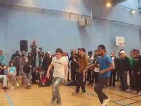 VERTIFIGHT / Electro street vs electro french kiss