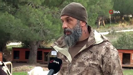 Dağdaki yüzlerce terk edilmiş sokak hayvanı her gün onun yolunu gözlüyor