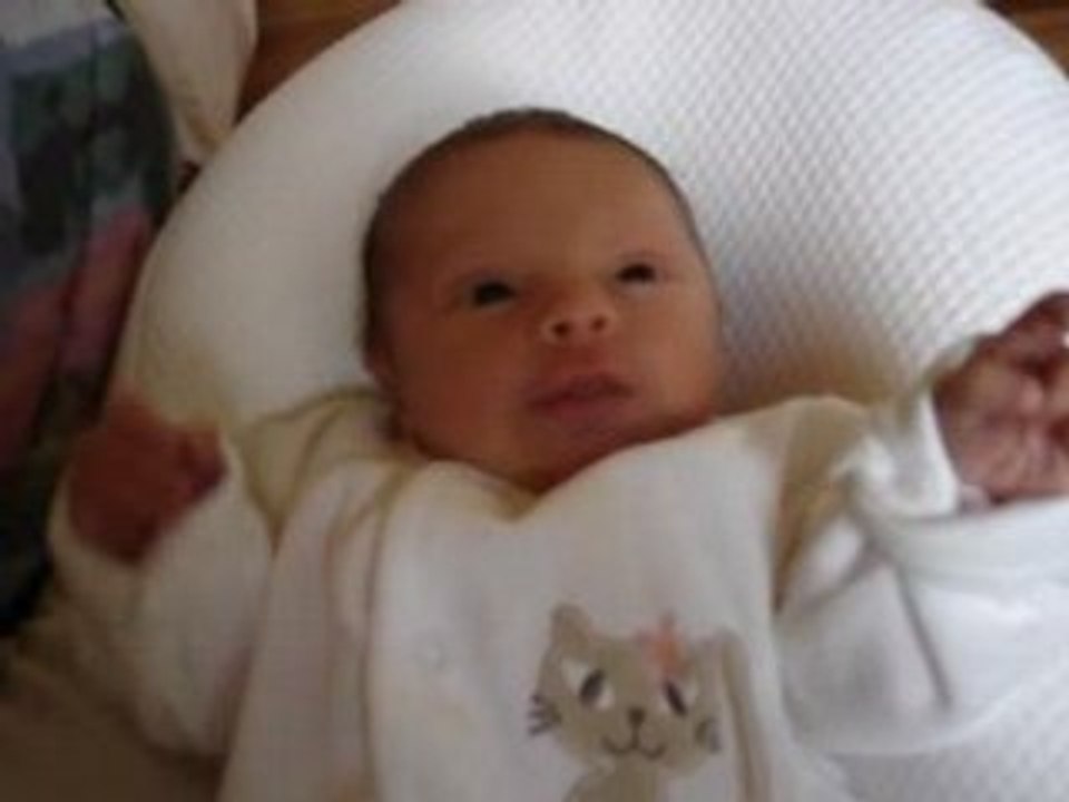 Je découvre mes mains ! 27-04-08