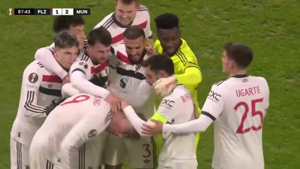 V. Plzen 1-2 M. United | Resumen