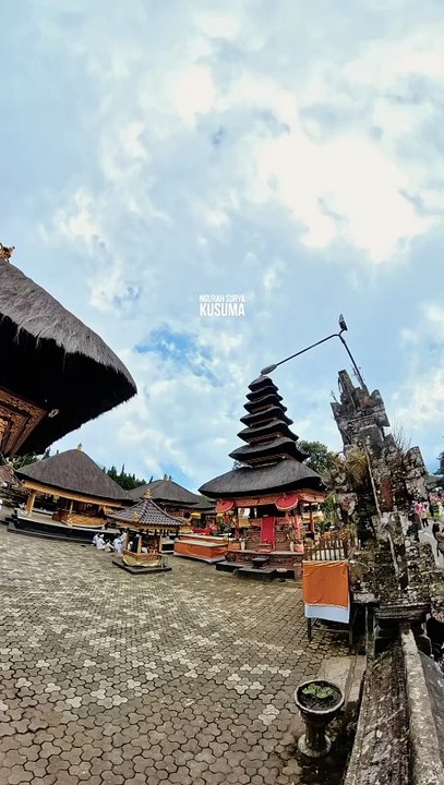Pura Penataran Agung Ulun Danu Beratan, Bedugul, Tabanan, Bali