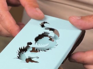 Creative ideas to make your phone case look unique!