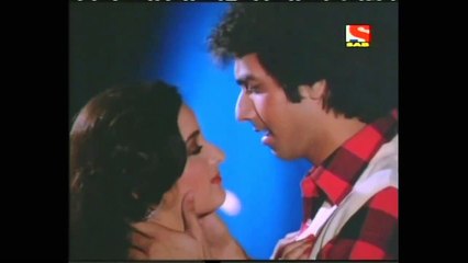 Actress Farha Unseen Lip Kiss