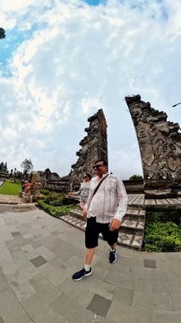 Gapura Candi Bentar Pura Ulun Danu Beratan, Bedugul, Tabanan, Bali