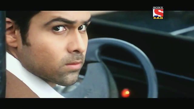 Udita Goswami Hot Kiss [HD]