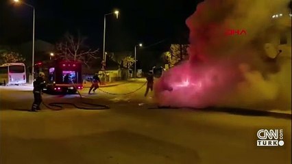 Edirne’de evin duvarına çarpan otomobil alev aldı: 4 ölü