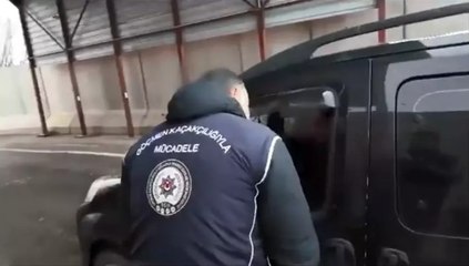 Yurt genelinde ‘Kalkan-35’ operasyonlarında 981 düzensiz göçmen yakalandı