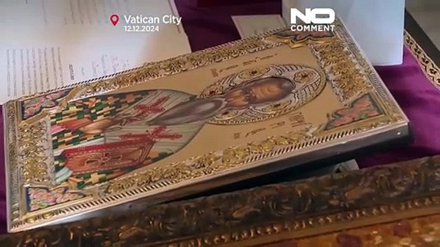 Papa Francis Gazze krizini görüşmek üzere Abbas ile bir araya geldi