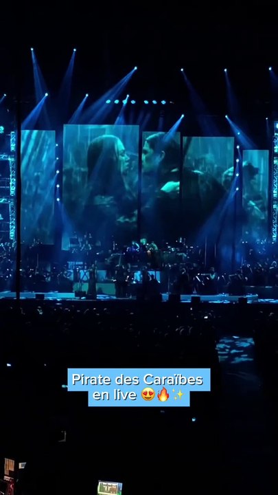 Le show de Hans Zimmer avec Jack Sparrow de Pirates des Caraïbes est un truc de malade ! 🎶🎬  Imagine un orchestre géant qui joue en live les morceaux cultes du film, avec des visuels qui te plongent direct dans l’univers pirate. 🏴‍☠️  C’est l’occasion