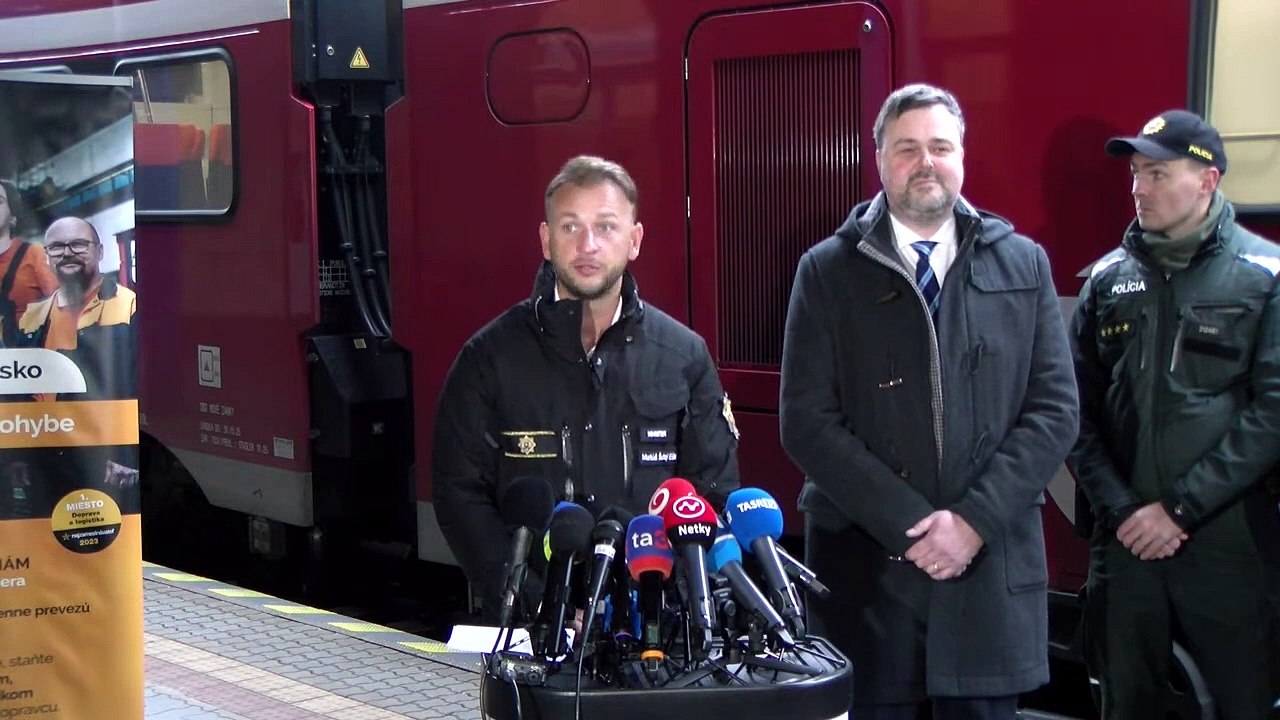 ZÁZNAM: M. Šutaj Eštok: Policajti budú mať od januára nový benefit pri cestovaní vlakom