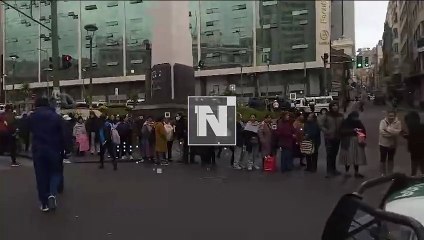 MARISCAL SCZ BLOQUEADA POR VECINOS