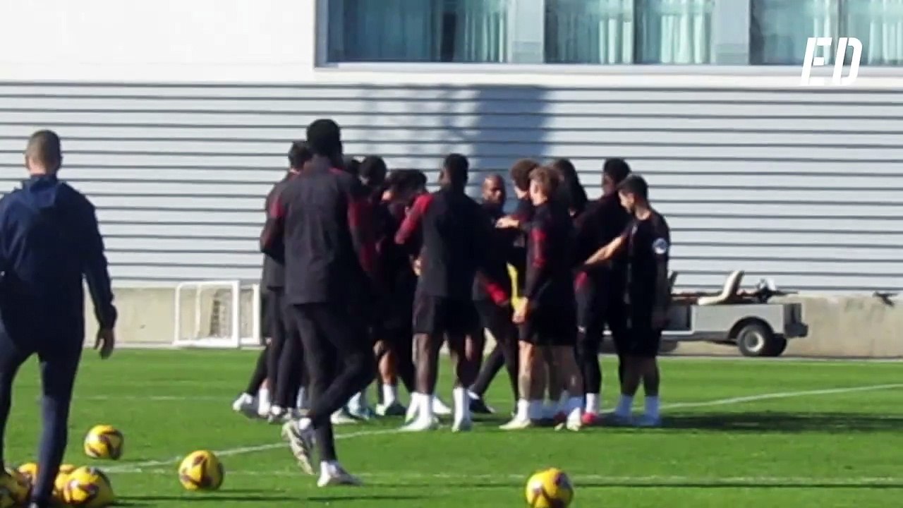Entrenamiento del Sevilla antes de recibir al Celta, con Jesús Navas de abanderado