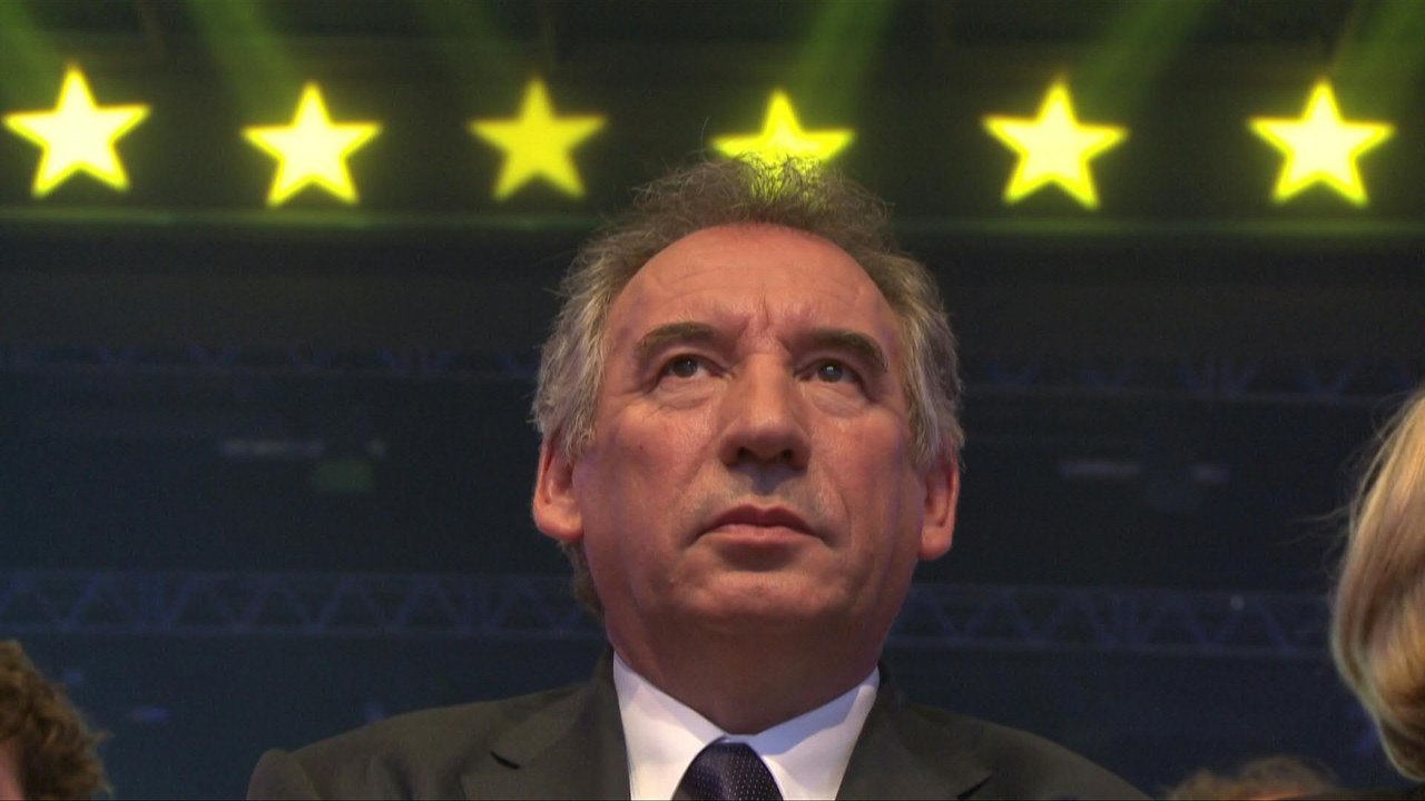 Macron ernennt Bayrou zum neuen Premierminister