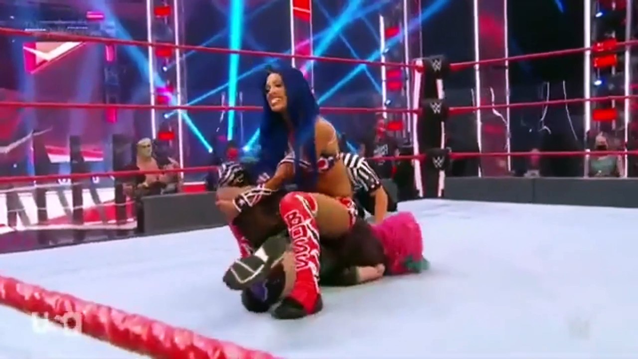 Sasha Banks & Bayley | July 27th 2020