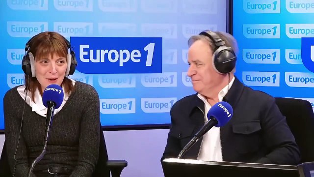 Aujourd'hui dans On marche sur la tête , Cyril Hanouna et ses invités débattent de la nomination de François Bayrou comme Premier ministre.