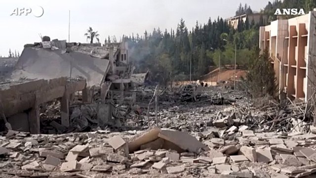 Siria, il Centro di ricerca militare a Damasco ridotto in macerie