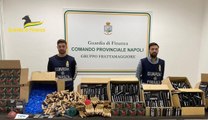 Afragola (NA) - Sequestrati oltre 9mila botti illegali: arrestato 24enne (13.12.24)