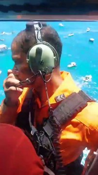 Imagens aéreas mostram operação de resgate em naufrágio, em Maragogi