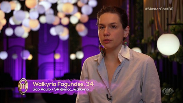 Ana Paula Padrão cutuca confeiteiro no MasterChef: Se quiser se enrolar