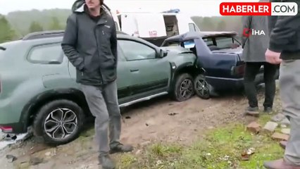 Kastamonu'da Tiyatro Ekibi Kaza Geçirdi: 1'i Ağır 4 Yaralı