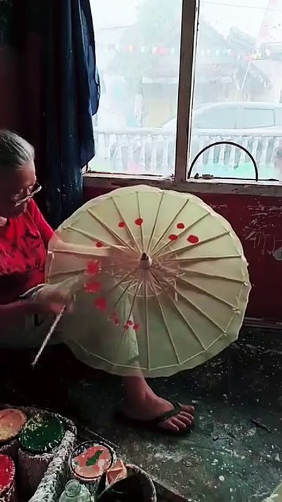Umbrella Geulis: A Colorful Touch of Indonesian Heritage