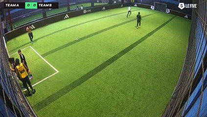 13/12 à 17:48 - Football Bergkamp (LeFive Villette)