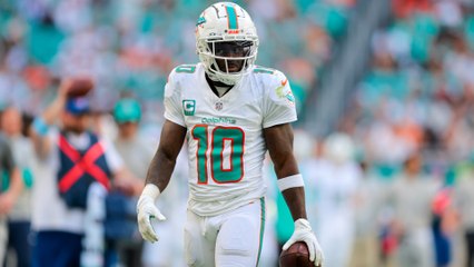 Tyreek Hill Talks About Tua Tagovailoa's Improved Leadership