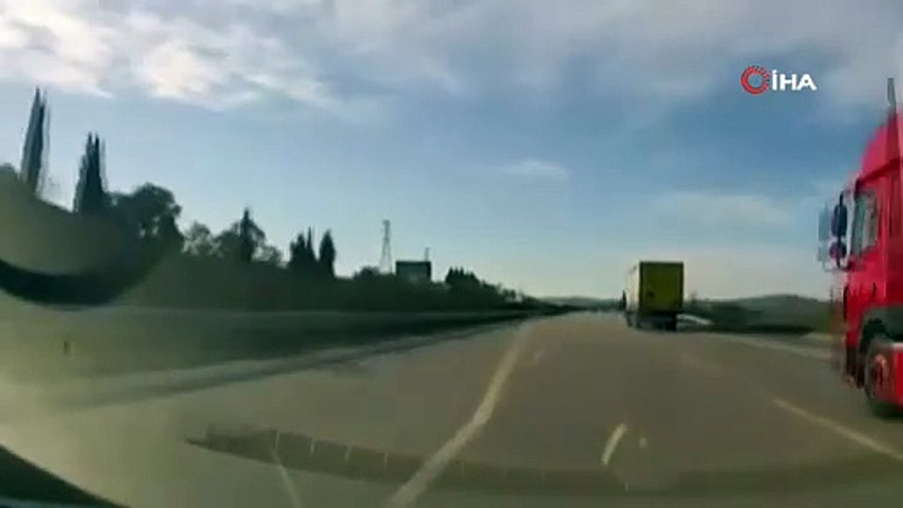 Faciaya yol açıyordu! 150 kilometre hızla ters şeritten bakın nasıl ilerledi