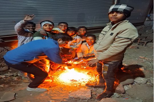 Rajasthan Cold Attack : गुलाबी नगर में आज सवेरे धूप ​खिली, तेज गलनभरी सर्दी से कांपे लोग