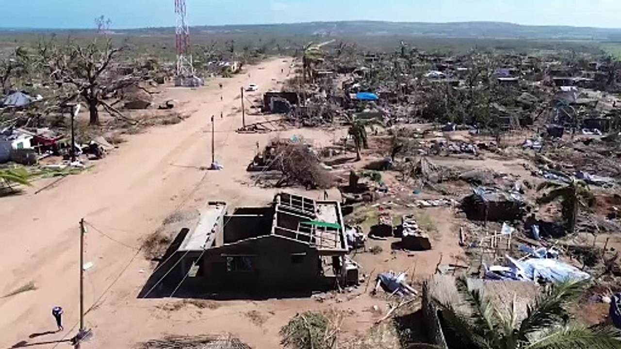 The catastrophic cyclone Chido devastates several cities in Mozambique