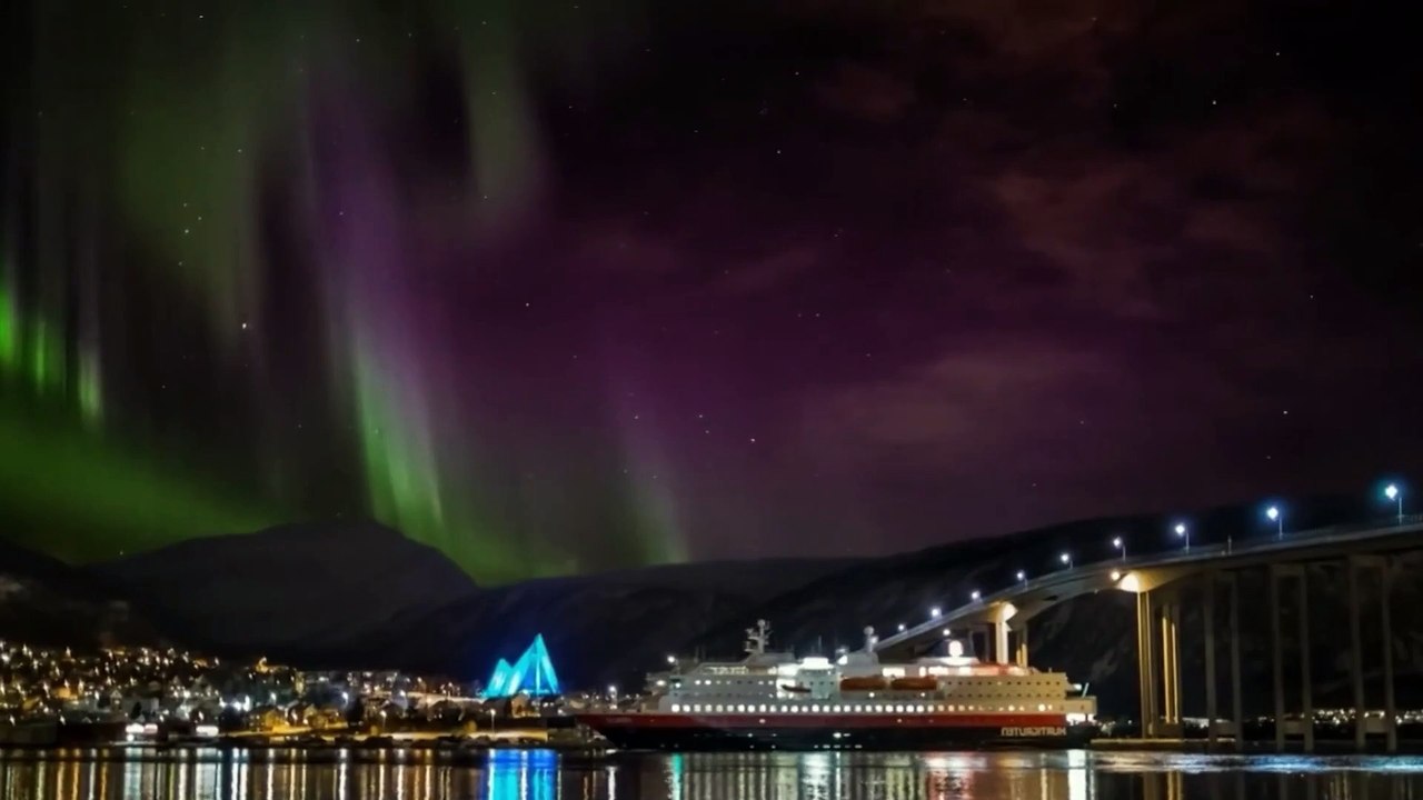 MS POLARLYS CRUISE SHIP TOUR
