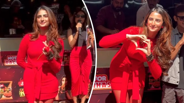 Shweta Tiwari की बेटी Palak Tiwari ने Red Mini Dress में दिखा Tempting Look