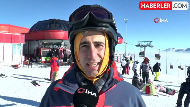 Erciyes Kayak Merkezi'nde Hafta Sonu Ziyaretçi Yoğunluğu