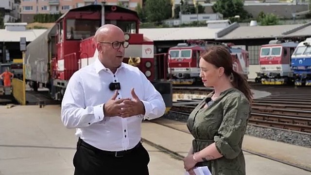 Zdvojkoľajníme trať Bratislava - Komárno?