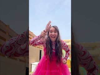 M'a-t-elle apporté une brosse au lieu de papier toilette ?😬🙄