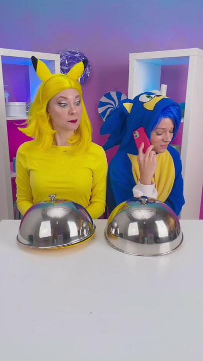 Jelly Mania 😍 Pikachu vs. Sonic 😋 Yummy Chall...