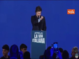 Milei ad Atreju: "Hola todos", il pubblico esulta