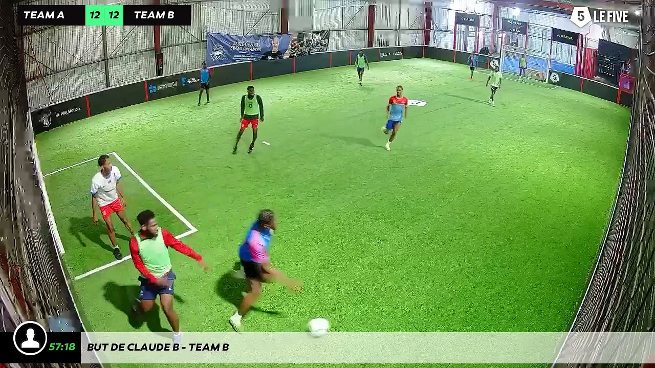 But de Claude B - Team B