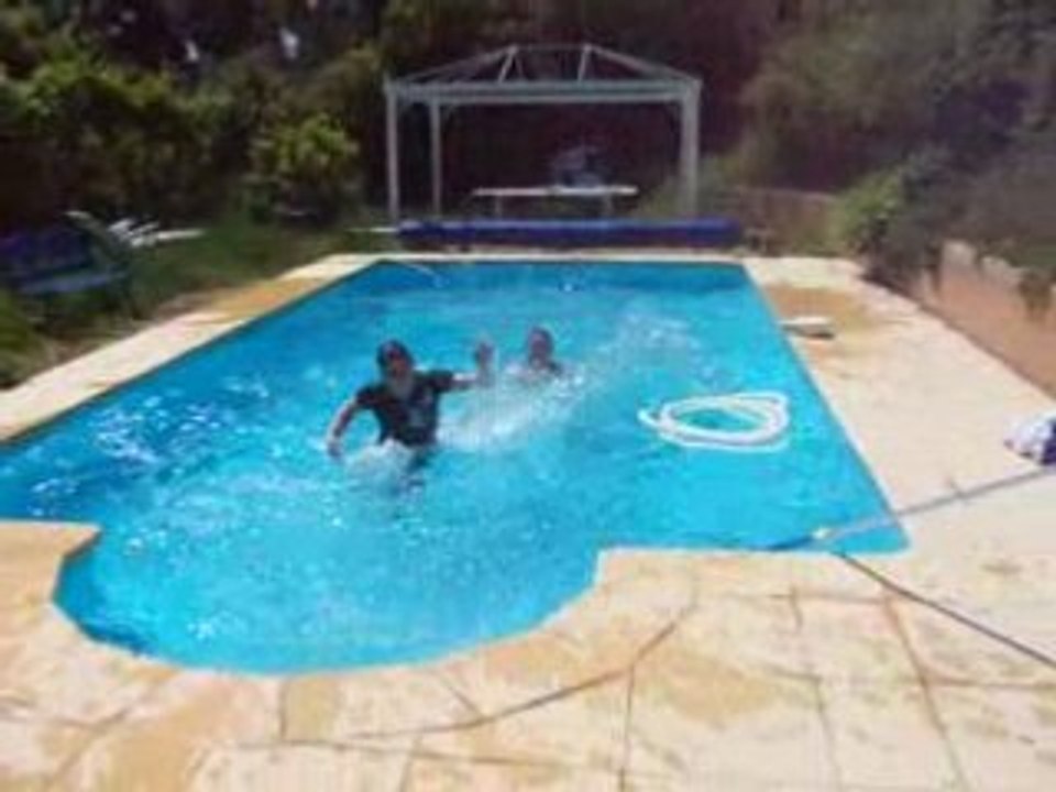 Les Truffes à la Piscine